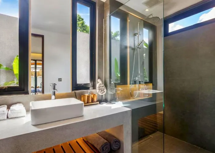 Tarachandra 5 Bedroom Private Pool Villa Ubud